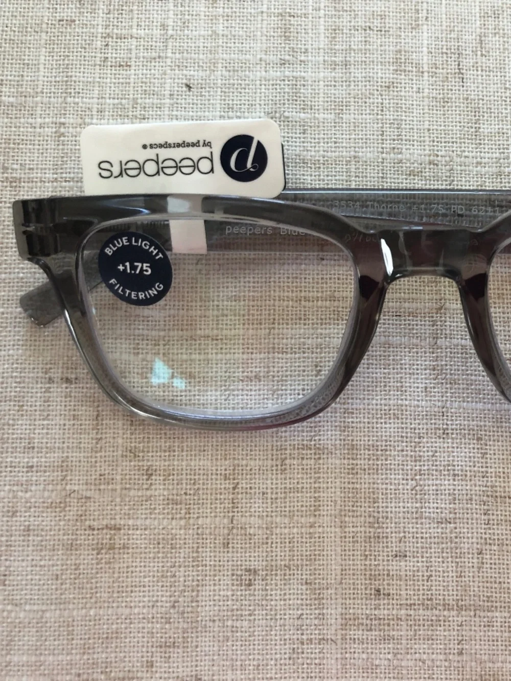 New Gray‎ Peepers Reading Glasses +1.75